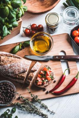 high_res_jpg-foodiesfeed.com_rustic-bread-with-tomatoes-and-basil.jpg
